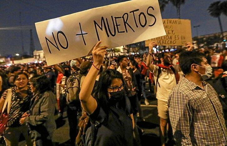 Protestas contra la violencia en Lima.