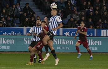 El Alavés concluye un diciembre nefasto, con cuatro derrotas seguidas.