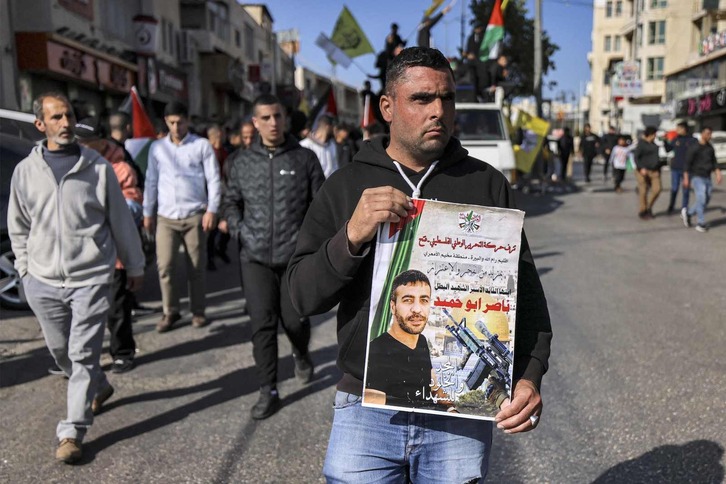 Protestas en Ramala por la muerte del preso palestino. 