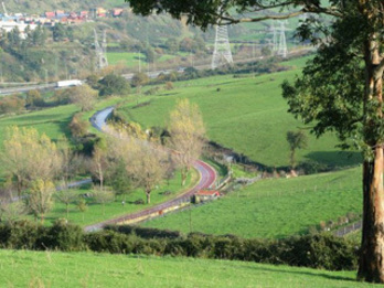 El fatal accidente se ha producido en una de las vías verdes del municipio de Ortuella.