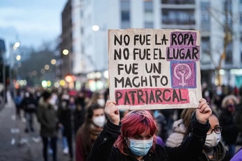 Movilización contra el machismo en las calles de Gasteiz. (Endika PORTILLO | FOKU) Movilización contra el machismo en las calles de Gasteiz.