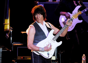 El guitarrista Jeff Beck, en un concierto en 2020.