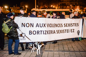 Protesta en Baiona contra una agresión sexual anterior. 