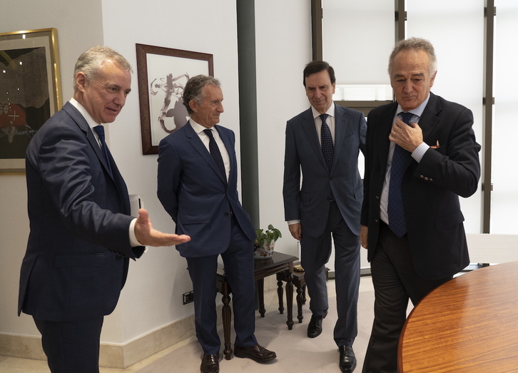 Representantes de Zedarriak, en una reunión con el lehendakari Iñigo Urkullu el pasado mayo.