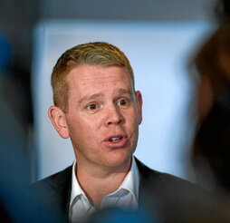 Chris Hipkins, ministro de Educación y Policía.