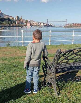 Thiago es un niño con autismo que en siete meses, cuando cumpla los seis años de edad, se quedará sin servicio de Atención Temprana.