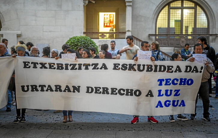 Imagen de archivo de una movilización celebrada en Gasteiz en el año 2019 en defensa del derecho a la vivienda.