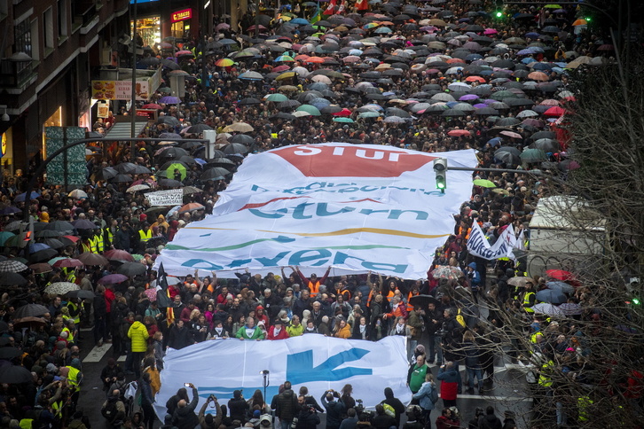 Salbuespen neurrien aurkako olan handi bat, Sarek iragan urtarrilaren 7an Bilbon egin zuen manifestazioan. 