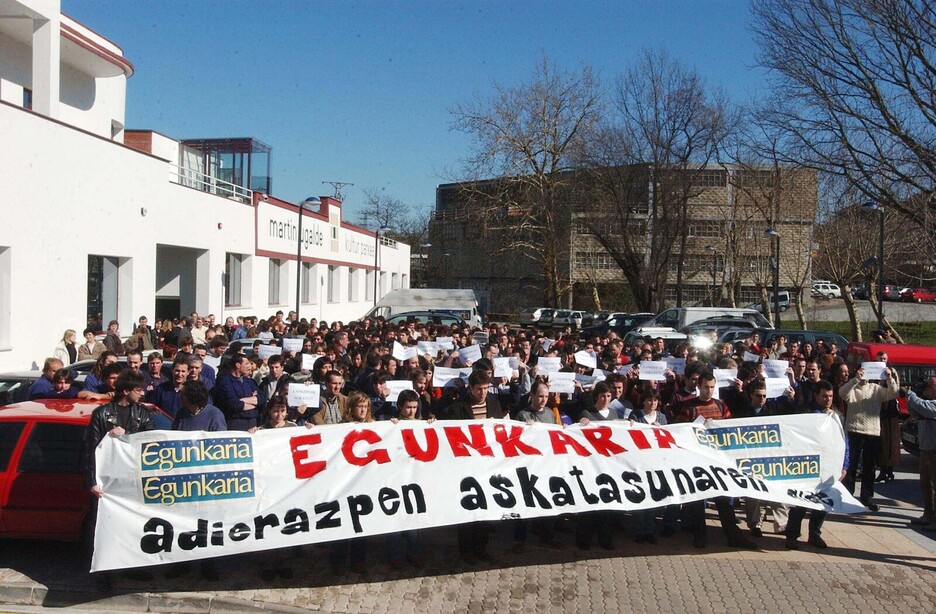 Elkarretaratzea Martin Ugalde Kultur Parkean.