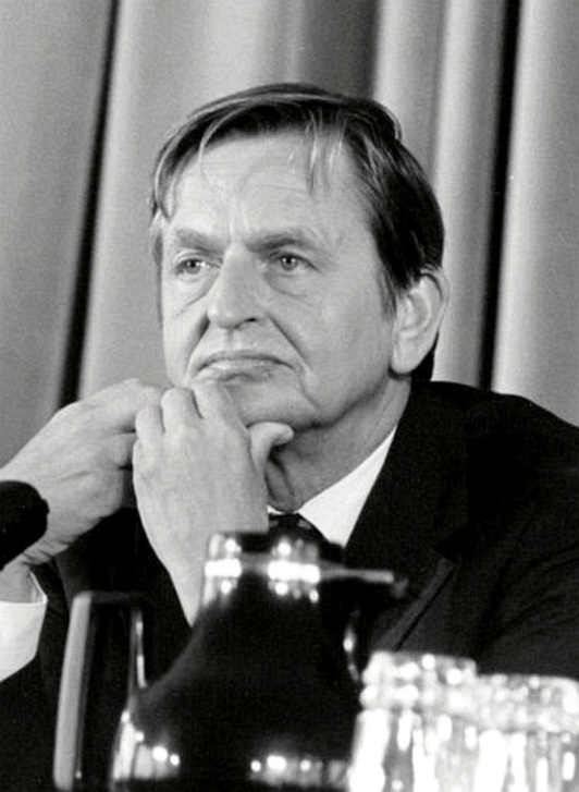 Olof Palme Suediako lehen ministroa, artxiboko irudi batean.