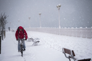 La última gran nevada en Donostia, en 2018. Las previsiones apuntan a que ahora podría caer algo, pero no tanto.