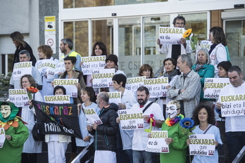 Donostia Ospitalean euskararen alde egindako ekimenen baten argazkia