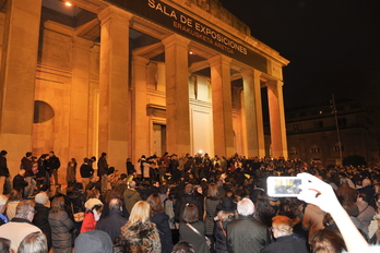 Protesta frente a Los Caídos durante las movilizaciones fundamentalistas a raíz de la obra de Abel Azcona.