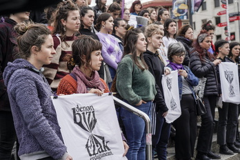 Euskal Herriko Mugimendu Feministak agerraldia egin zuen atzo.