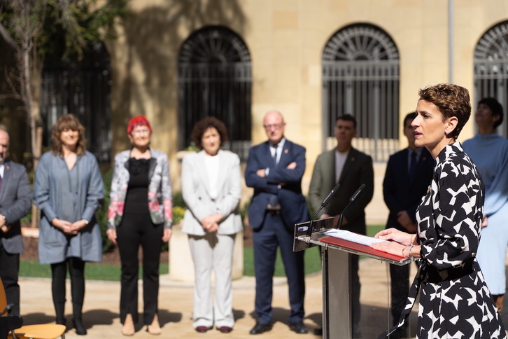 Chivite, junto con sus consejeros, en su balance de final de legislatura.