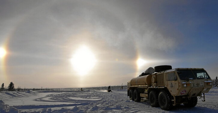 Un vehículo militar estadounidense en Alaska.