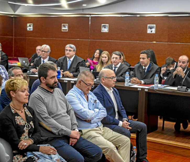 Algunos de los condenados, en una de las sesiones del juicio.