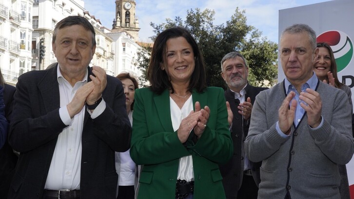 Suso, Artolazabal y Urkullu en Gasteiz.