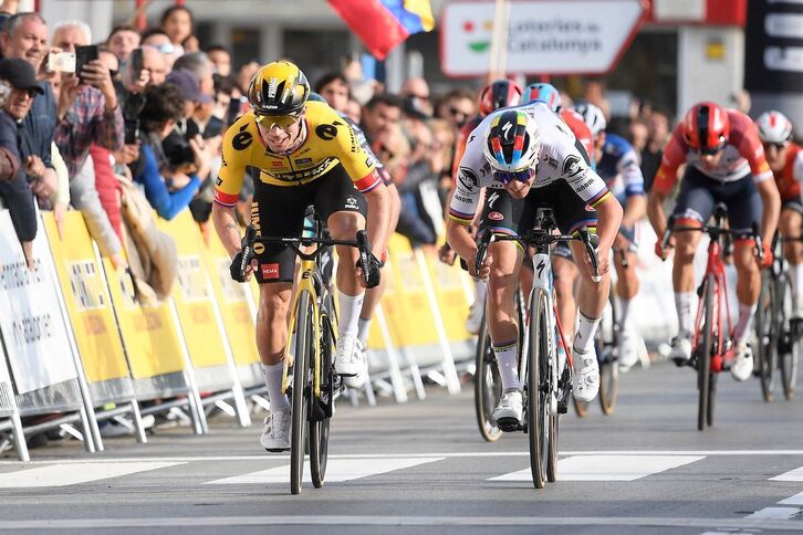 Roglic se ha impuesto a Evenepoel y es el primer líder en Catalunya.