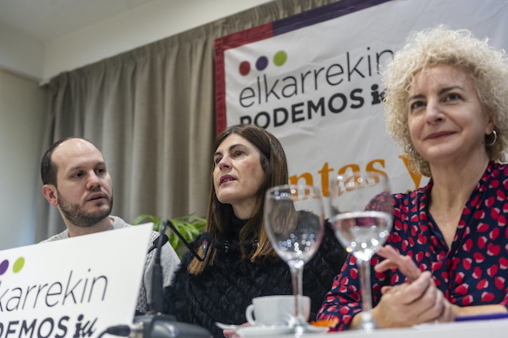 Podemos Ahal Duguko ordezkariak artxiboko irudi batean