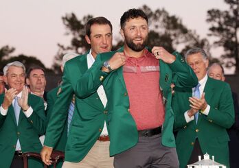 Jon Rahm, con la chaqueta verde del Masters de Augusta.