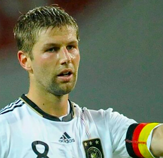 Hitzlsperger fue internacional con Alemania en más de 50 ocasiones. (@AthleticClub)