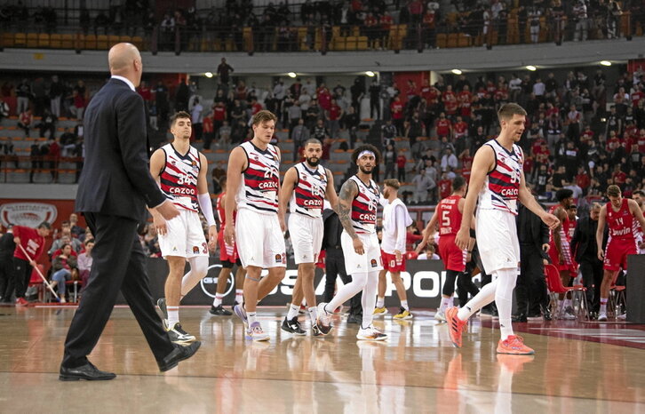 Saski Baskonia se retira de la pista cabizbajo. Los de Peñarroya fueron a remolque los 40 minutos.