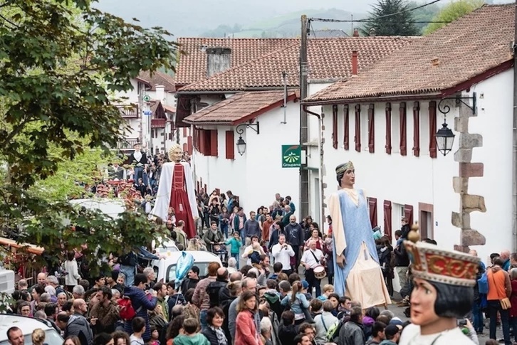 Nafarroaren Egunaren edizio berri batetaz gozatzeko parada izanen da, igandean, Baigorrin.