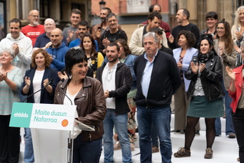 Laura Aznal, en el acto con cabezas de listas municipales que ha tenido lugar hoy en la Plaza del Ayuntamiento de Iruñea.