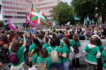 Llegada de la manifestación de ELA a la Plaza Elíptica.