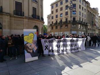 Concentración del movimiento asindical de la Policía Foral. 