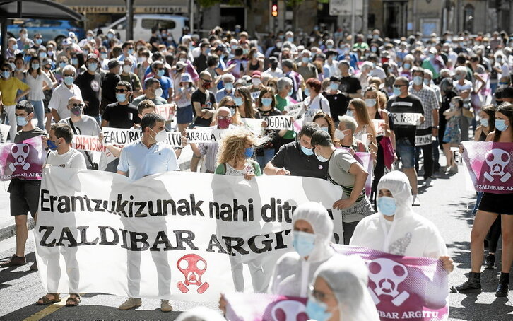 Eitzagako zabortegian gertatutakoa eta ezbeharraren ardurak  argitu zitezen eskatzeko, Eibarren 2020ko ekainean egindako manifestazioa.