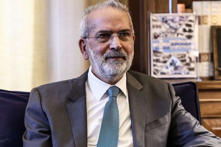 El presidente del Tribunal de Cuentas de Grecia, Ioannis Sarmás, ha sido nombrado primer ministro interino. 