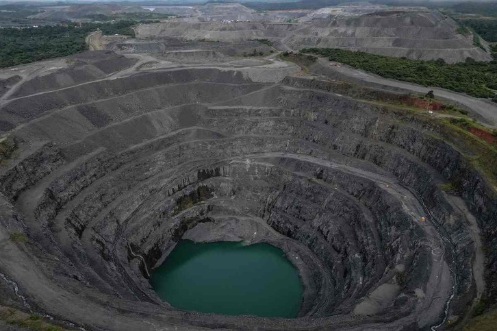 Mina de cobre Sossego situada en Canaa dos Carajas, estado de Pará, Brasil. Explotada por la compañía minera brasileña VALE que gestiona las mayores minas al aire libre del mundo.
