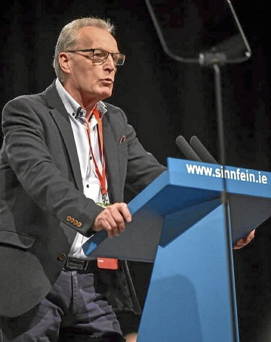 Gerry Kelly, Sinn Fein alderdiko parlamentaria.