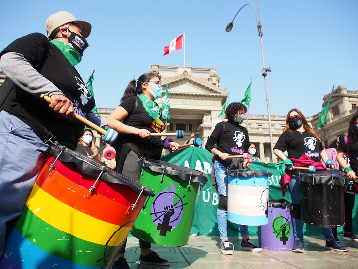 Una protesta a favor de la legalización del aborto en Perú.