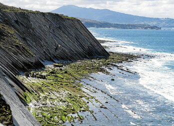 La corniche basque, un site de grande valeur écologique.