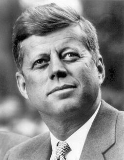 John Kennedy AEBetako presidentearen garaiko argazki bat.
