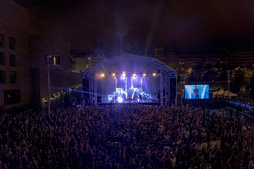 Imagen del concierto ofrecido por Viva Suecia en Abandoibarra.