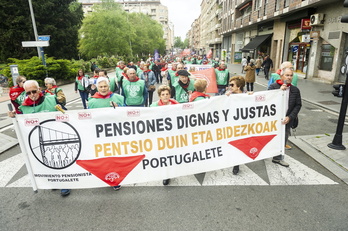 Movilización reciente de pensionistas ante el Parlamento de Gasteiz.