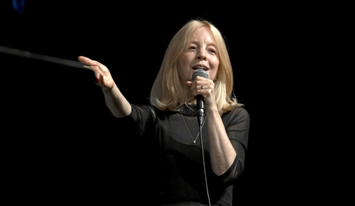 Distintos momentos de las actuaciones de Maria Schneider (arriba y a la izquierda con Oslo Jazz), Baldo Martínez, a la derecha de estas líneas, y Marco Mezquida y Moisés Sánchez, abajo.