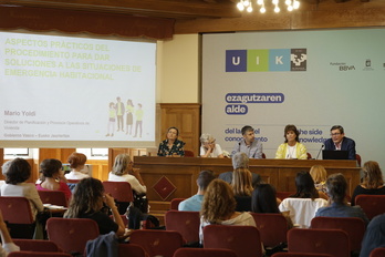 Mesa redonda sobre vivienda celebrada en el Palacio de Miramar el pasado jueves.