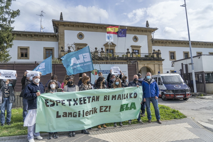 Martutenen protesta egin zuen jada ELAk 2022ko otsailean, Lakuak eskumena hartu ondoren.