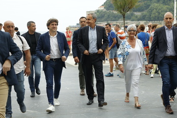 José Luis Rodríguez Zapatero, junto a Eneko Andueza, líder del PSE, en Alderdi Eder.