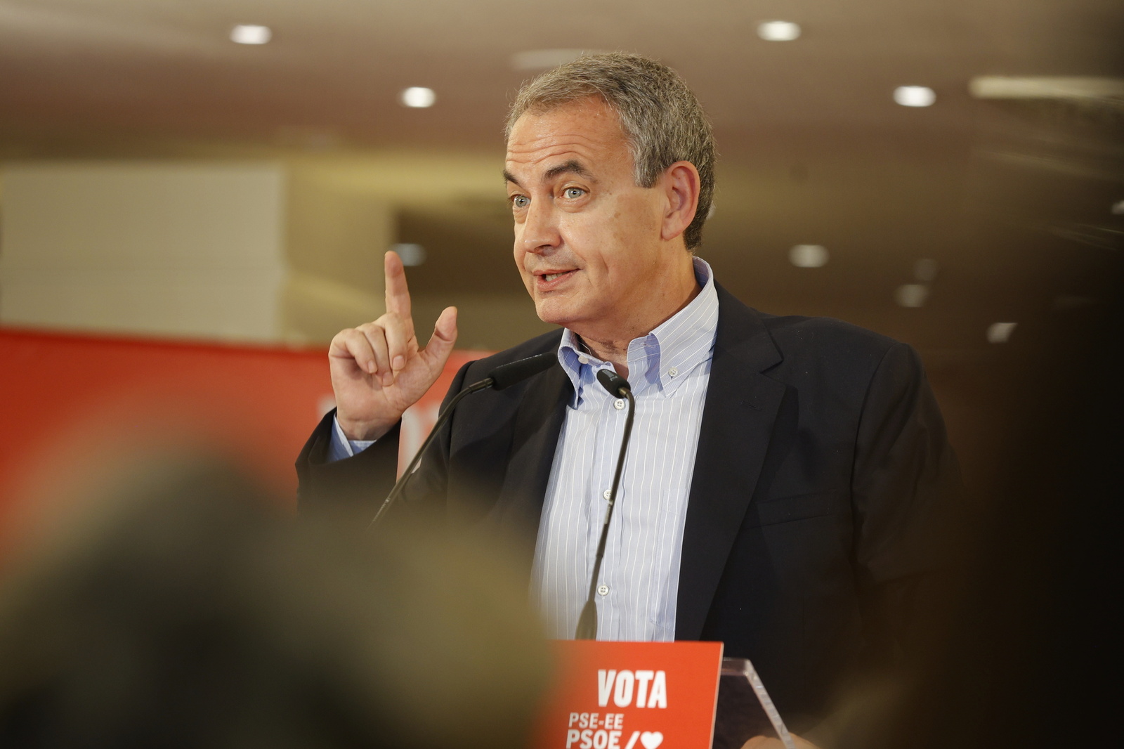 El expresidente del Gobierno Jos&eacute; Luis Rodr&iacute;guez Zapatero particip&oacute; en el mitin del PSE en Donostia. (Maialen ANDRES/FOKU)