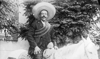 Imagen de archivo de Pancho Villa, gran jinete y tirador, figura carismática que se ganó fácilmente a la gente y le hizo triunfar como jefe revolucionario.