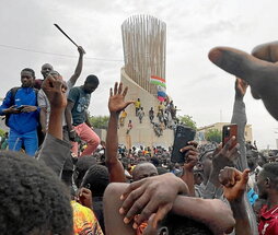 Manifestantes en apoyo a los golpistas en Niamey.