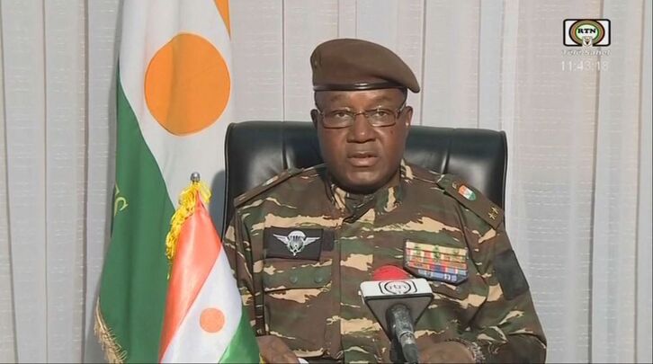 El general Abdourahamane Tchiani, exjefe de la Guardia Presidencial, autoproclamado nuevo jefe de Estado de Níger tras el golpe. 