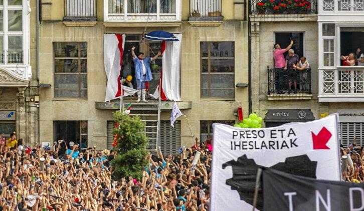 Gorka Ortiz de Urbina cruzará la plaza de la Virgen Blanca por última vez.