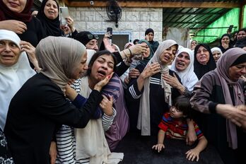 Funeral por el joven palestino Mahmud Husam abu Saan, a quien el Ejército israelí ha matado en Tulkarem. 